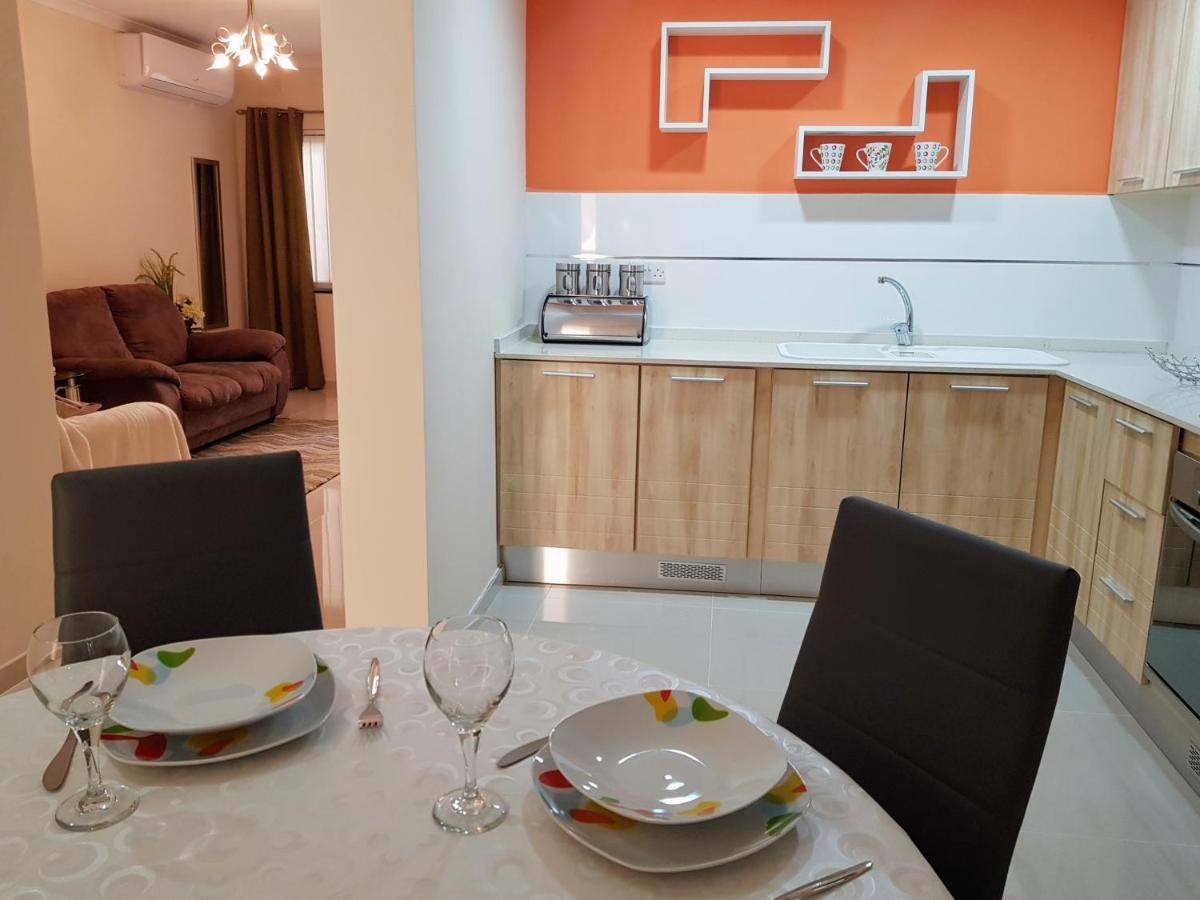 Charming Apartment-Wifi-Sleeps 5 Марсаскала Экстерьер фото